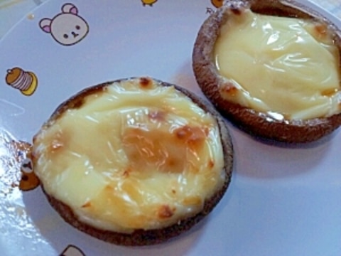 丸焼きバター醤油チーズしいたけ レシピ 作り方 By みくんぽたろう 楽天レシピ